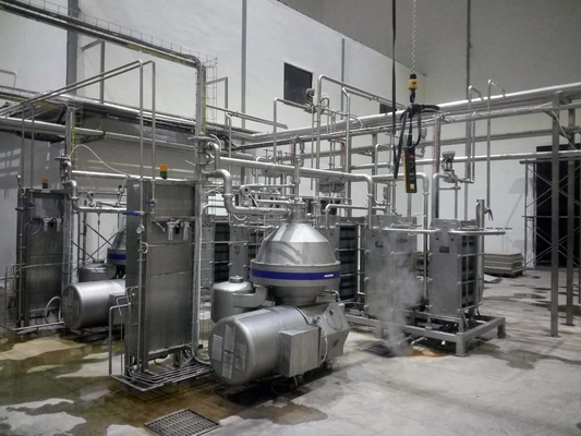 500〜10000L/H カスタマイズされた凝縮牛乳加工ライン 完全な甘味/砂糖のない凝縮牛乳生産工場 凝縮牛乳機械
