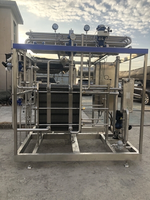 高容量0.5-20L/H乳/果物ジュース/ソース加工ラインのための消毒機 PLC付き完全自動または半自動消毒機