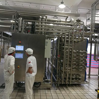 液体製品の異なる種類のための完全な自動カスタム500-20000l/H UHTステリライザーミルク/ジュース/ソース SUS304/316