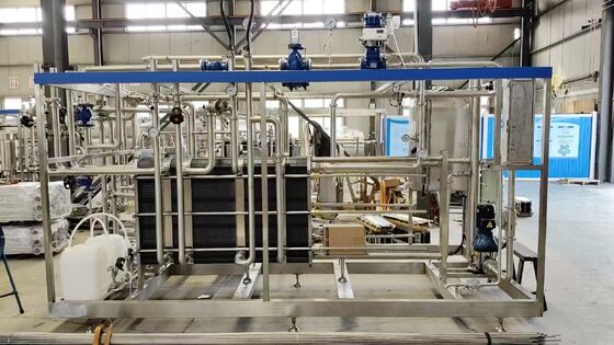 高効率のステンレス鋼 PLC制御 500L-5000L/H 72-75 ジュース ミルク パスタライザー プレート パスタライゼーション 機器 乳製品