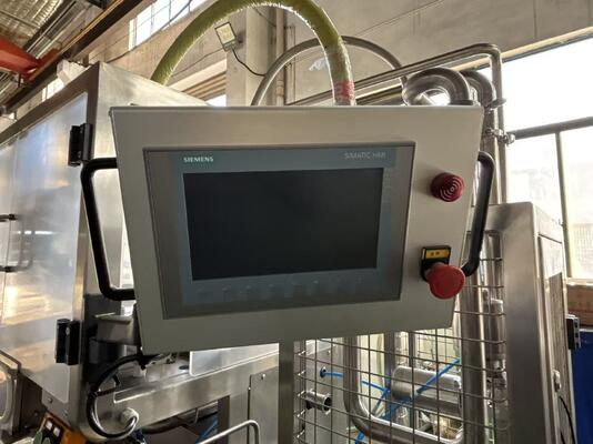 精度 ±0.5% バッグインボックス 充填機 空気圧 0.6-0.8MPa で動作 精密な液体配給に最適